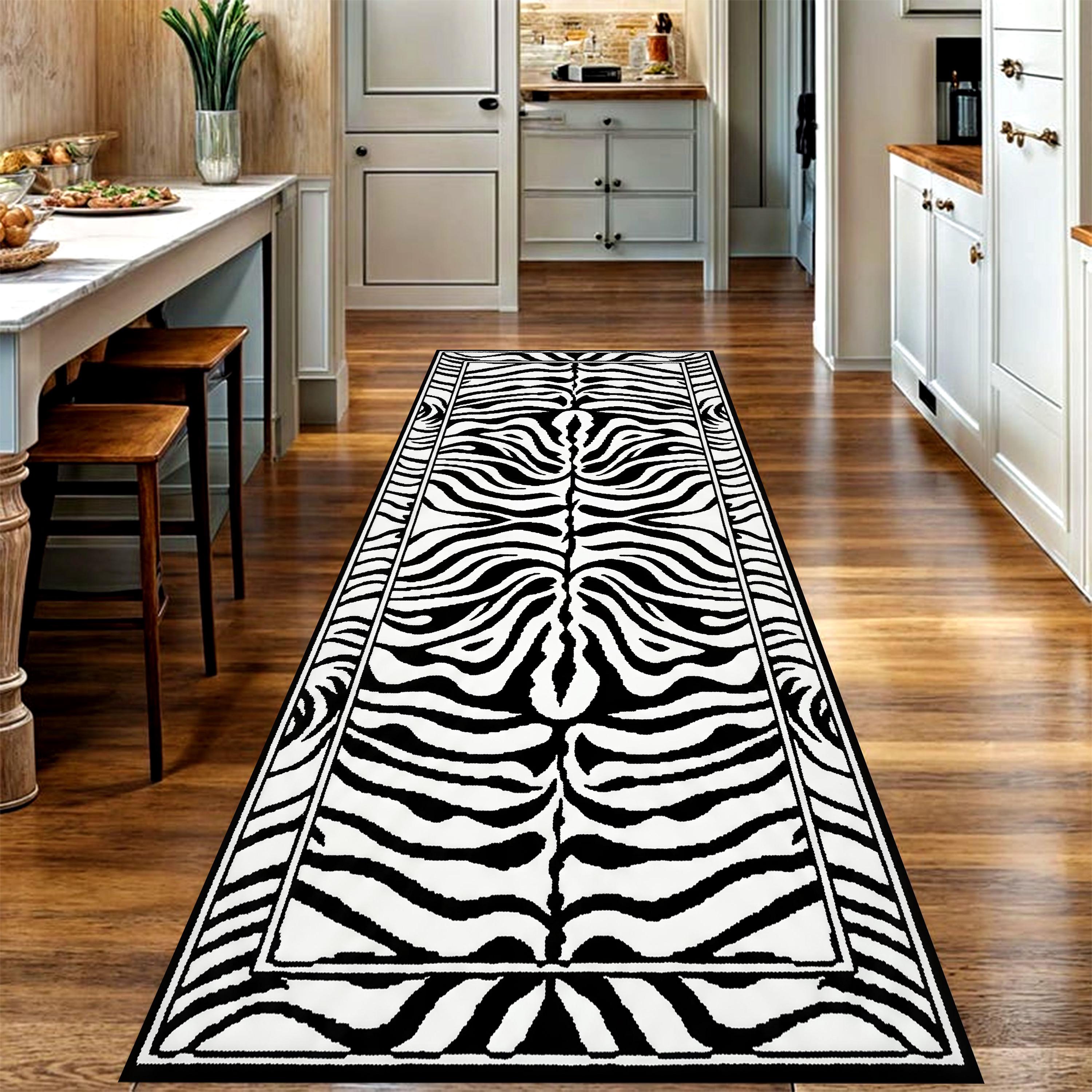 Black White Geometric Curve Lo - Commercial Kitchen Layout Design ulasan dan harga